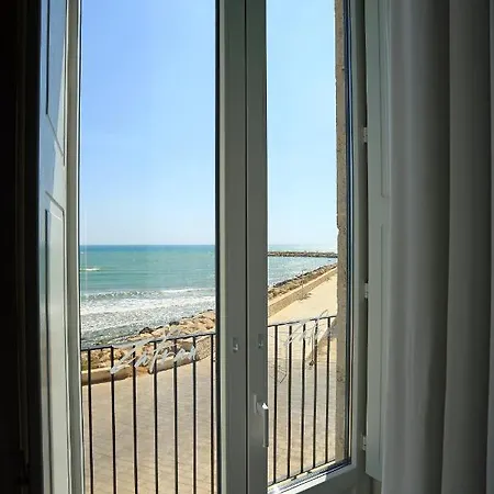 Hotel Zafran Boutique 4*