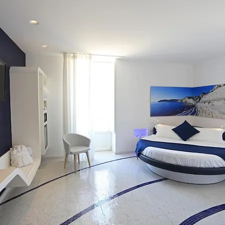 Zafran Boutique Hotel 4*