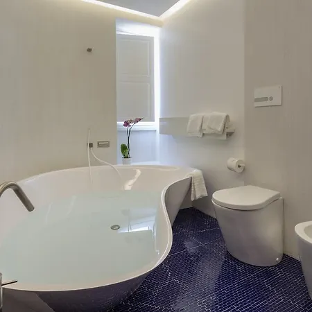 Zafran Boutique Hotel 4*