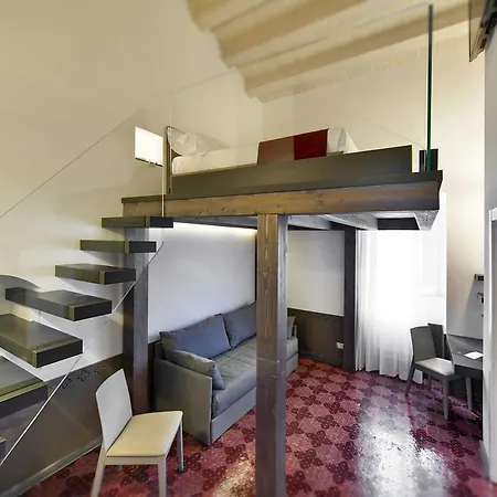 Zafran Boutique Hotel 4*