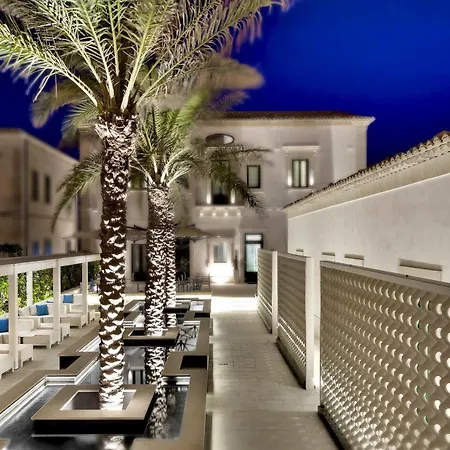 Hotel Zafran Boutique 4*